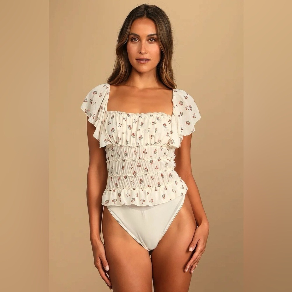 Free People Juliet Floral Printed Ruffle Bodysuit‎ in Ivory Combo XS